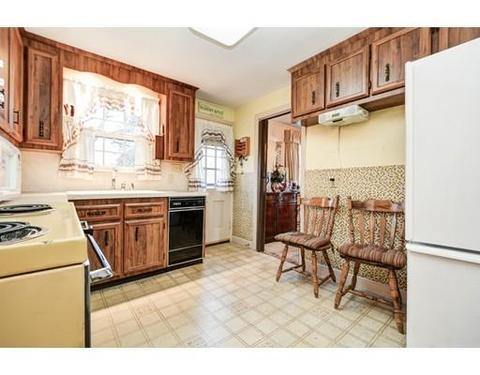 15 Avon Cir, Needham, MA 02494 photo 12