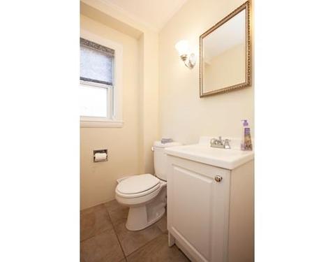 249 Central St, Hingham, MA 02043 photo 10