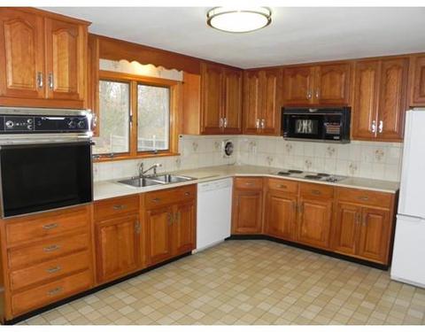 16 Linden Dr, Danvers, MA 01923 photo 10