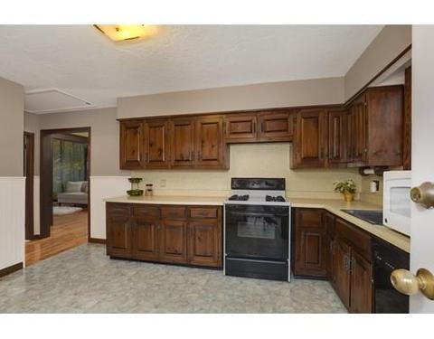 39 Seminole Dr, Worcester, MA 01603 photo 26