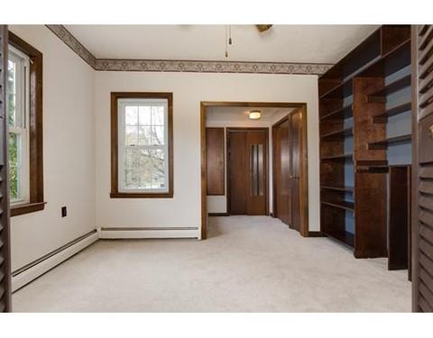 39 Seminole Dr, Worcester, MA 01603 photo 8