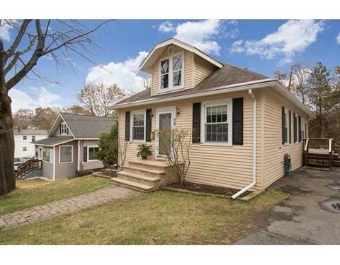 39 Seminole Dr, Worcester, MA 01603 photo 2