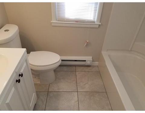 64 Glencoe St, Springfield, MA 01104 photo 9