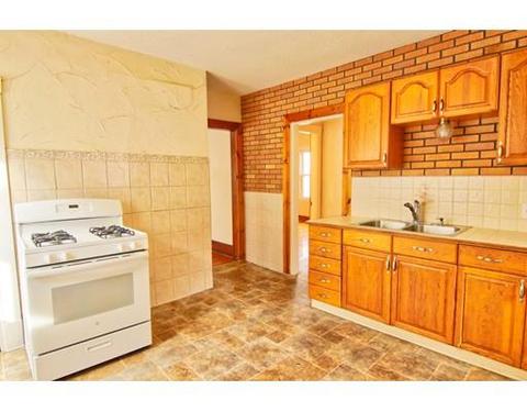 41 Horace St, Springfield, MA 01108 photo 9