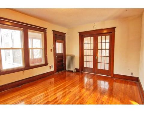 41 Horace St, Springfield, MA 01108 photo 4