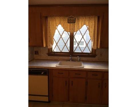 31 Raymond St, Everett, MA 02149 photo 6