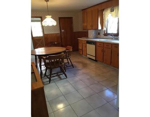 31 Raymond St, Everett, MA 02149 photo 5