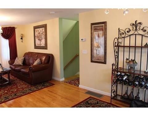 90 Ledgecrest Dr, Worcester, MA 01603 photo 4