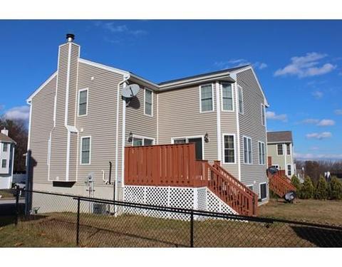 90 Ledgecrest Dr, Worcester, MA 01603 photo 2