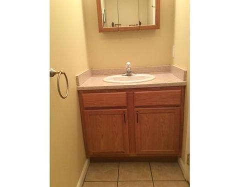 90 Ledgecrest Dr, Worcester, MA 01603 photo 14