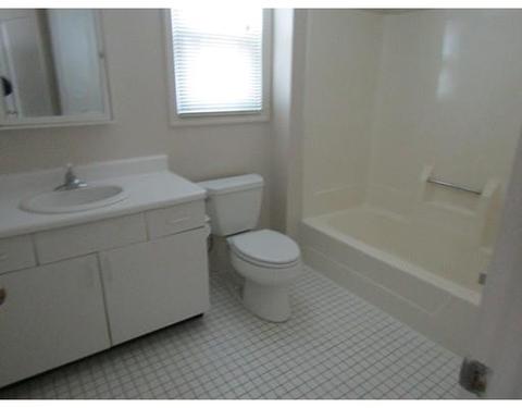 1810 Highland Ave #3B, Fall River, MA 02723 photo 9