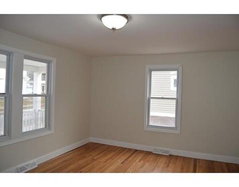 40 Fuller St, Chicopee, MA 01020 photo 16