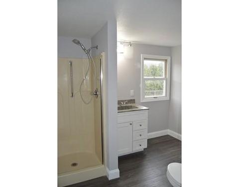 40 Fuller St, Chicopee, MA 01020 photo 17