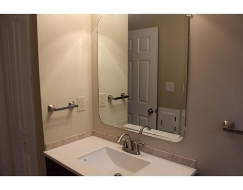 154 Carnavon Cir, Springfield, MA 01109 photo 12