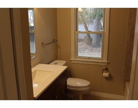 154 Carnavon Cir, Springfield, MA 01109 photo 11