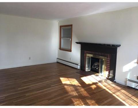 94 Mountainview St, Chicopee, MA 01020 photo 8