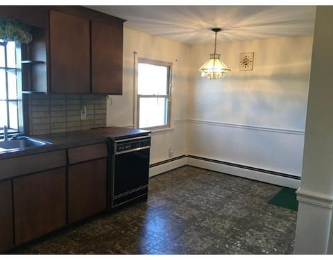 94 Mountainview St, Chicopee, MA 01020 photo 4