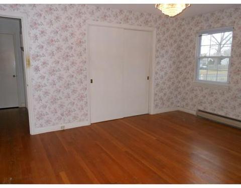 85 Overlook Dr, Springfield, MA 01118 photo 11