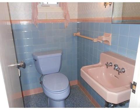 85 Overlook Dr, Springfield, MA 01118 photo 10