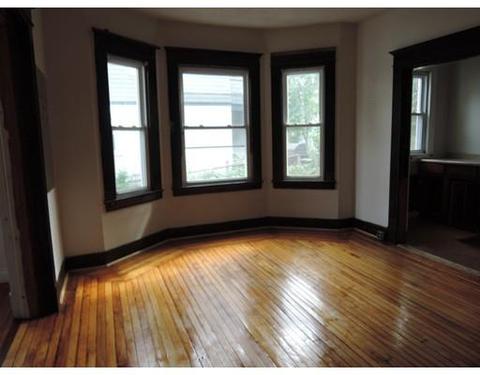 52 Colonial Ave, Springfield, MA 01109 photo 7