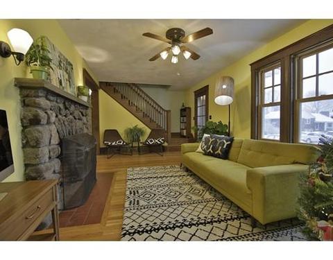 9 Crowell Ave, Gloucester, MA 01930 photo 5