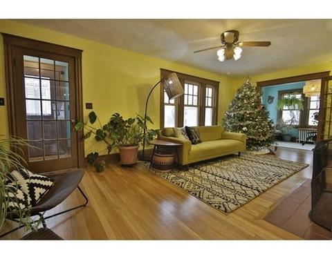 9 Crowell Ave, Gloucester, MA 01930 photo 3