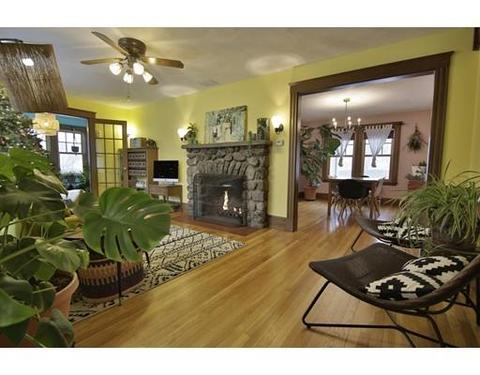 9 Crowell Ave, Gloucester, MA 01930 photo 2