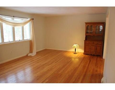 126 Middlesex St, Millis, MA 02054 photo 8