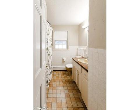 53 Clement St, Springfield, MA 01118 photo 7