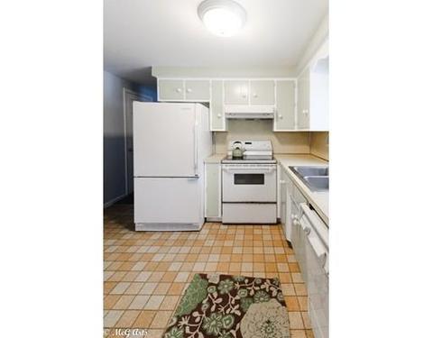 53 Clement St, Springfield, MA 01118 photo 5