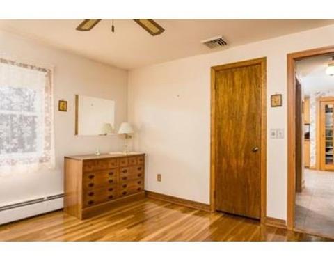 22 Dawn St, Chicopee, MA 01020 photo 14