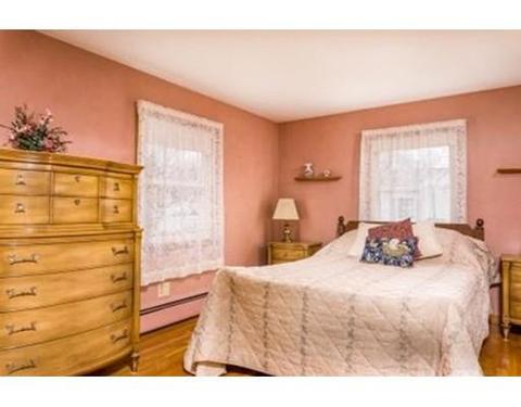 22 Dawn St, Chicopee, MA 01020 photo 12