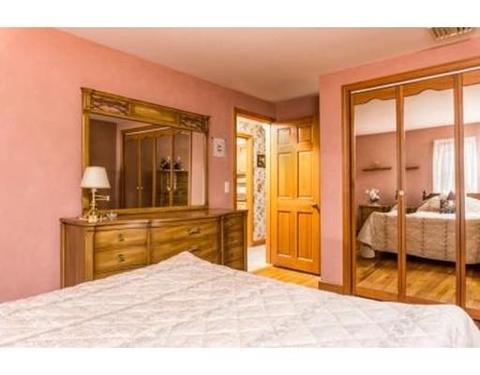 22 Dawn St, Chicopee, MA 01020 photo 15