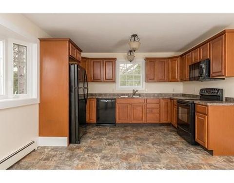 237 Main St, Blackstone, MA 01504 photo 11