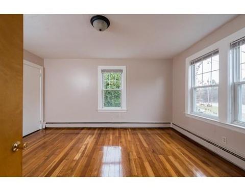 237 Main St, Blackstone, MA 01504 photo 17