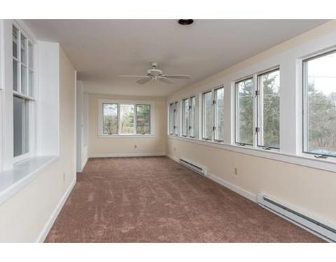 237 Main St, Blackstone, MA 01504 photo 4