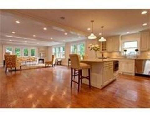 29 Pine St, Needham, MA 02492 photo 3
