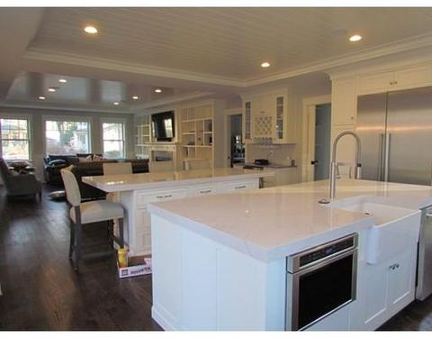 29 Pine St, Needham, MA 02492 photo 4