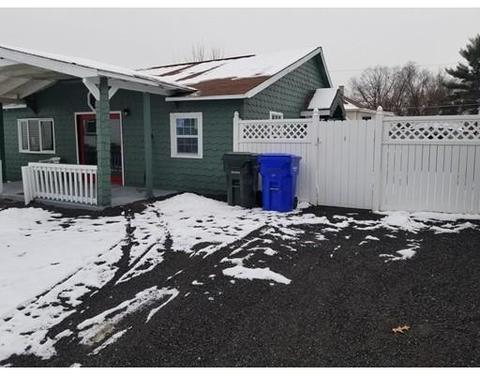 80 Merrill Rd, Springfield, MA 01119 photo 3
