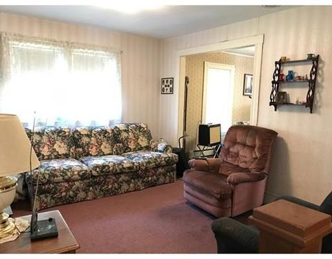 621 E Central St, Franklin, MA 02038 photo 6