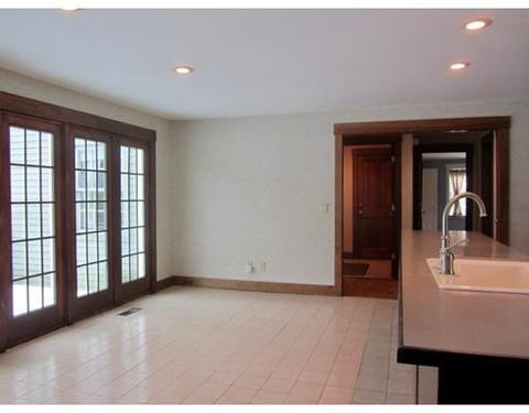 174 Corbett St, Fall River, MA 02720 photo 5