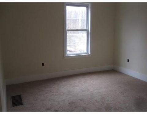 69 Plain St, Lowell, MA 01851 photo 9