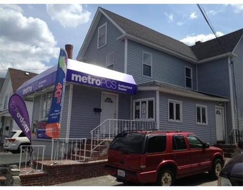 69 Plain St, Lowell, MA 01851 photo 3