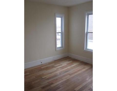 69 Plain St, Lowell, MA 01851 photo 14