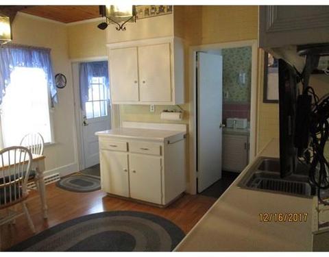 32 Norwood St, Fall River, MA 02723 photo 7