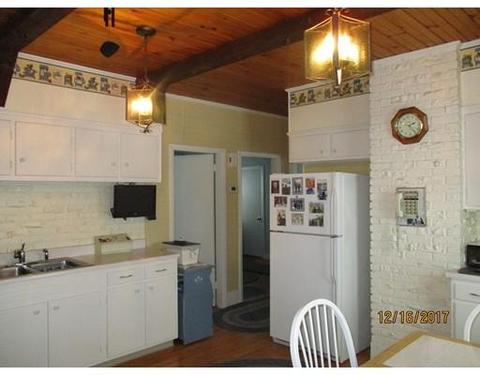 32 Norwood St, Fall River, MA 02723 photo 9