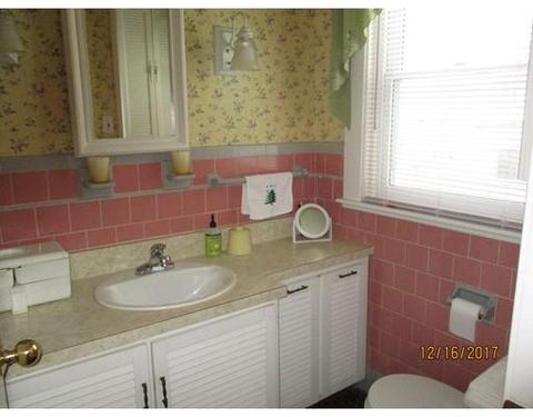 32 Norwood St, Fall River, MA 02723 photo 12