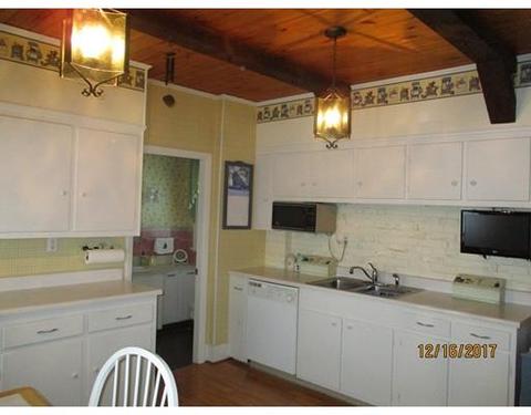 32 Norwood St, Fall River, MA 02723 photo 8