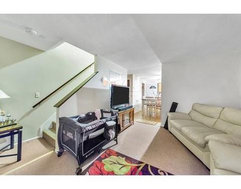 159 Quincy St, Springfield, MA 01109 photo 4