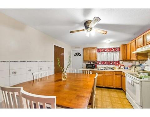 159 Quincy St, Springfield, MA 01109 photo 5